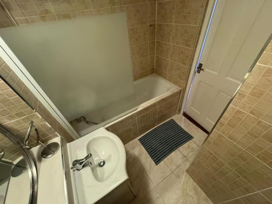 Appartamento Tks Modern 1bed Flat, Londra